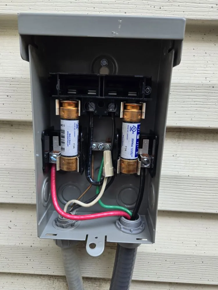 Slide of Holmes Family Heating And Air