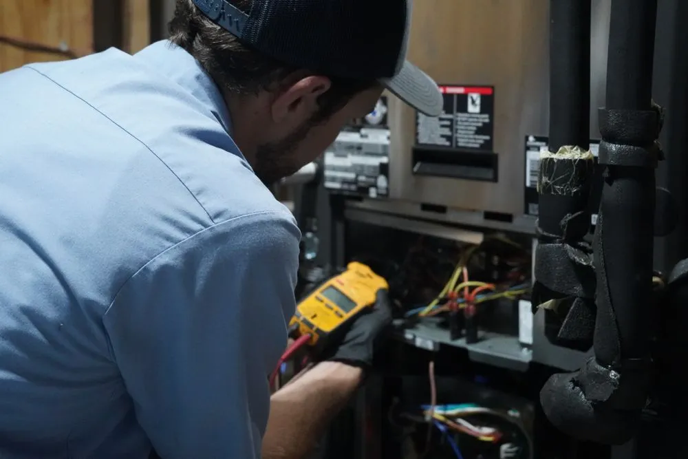 Slide of Holtzople Heating Air Conditioning & Electrical Services