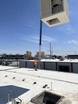 Home Air Conditioning & Heating Logo