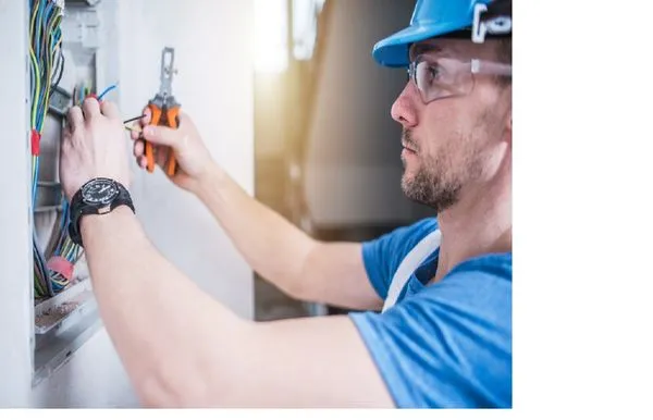 Home Comfort Solutions Logo