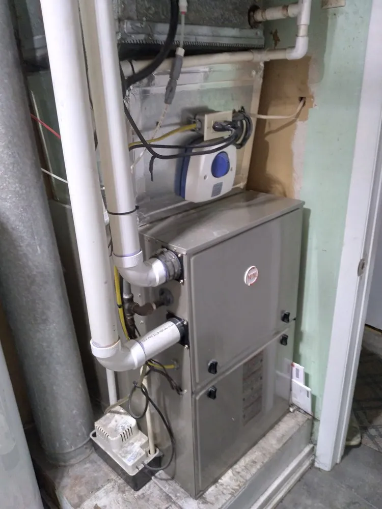 Slide of Home-Tec Heating and Cooling