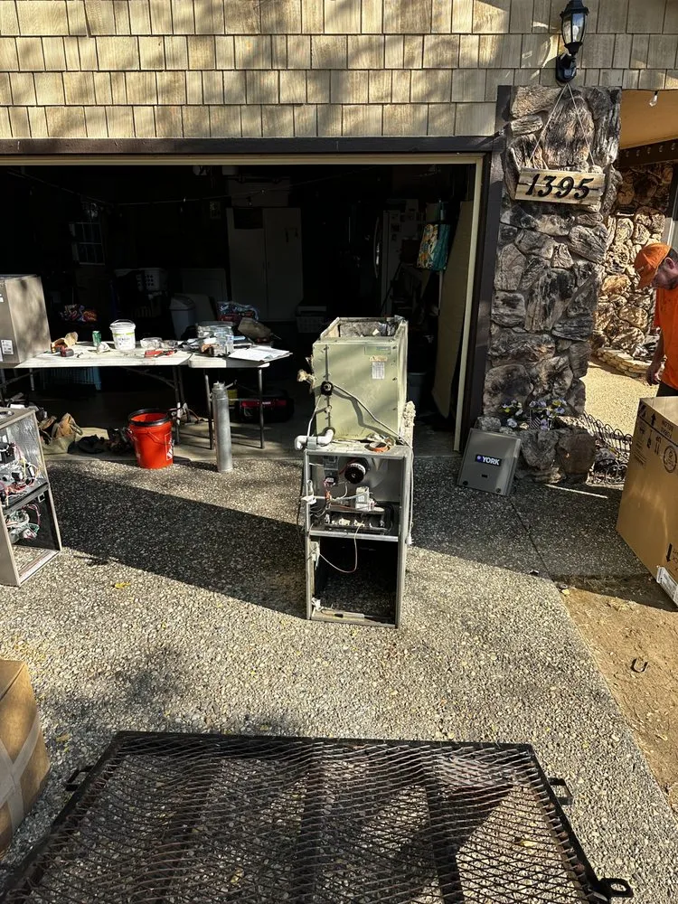 Slide of Home Worx Heating and Cooling