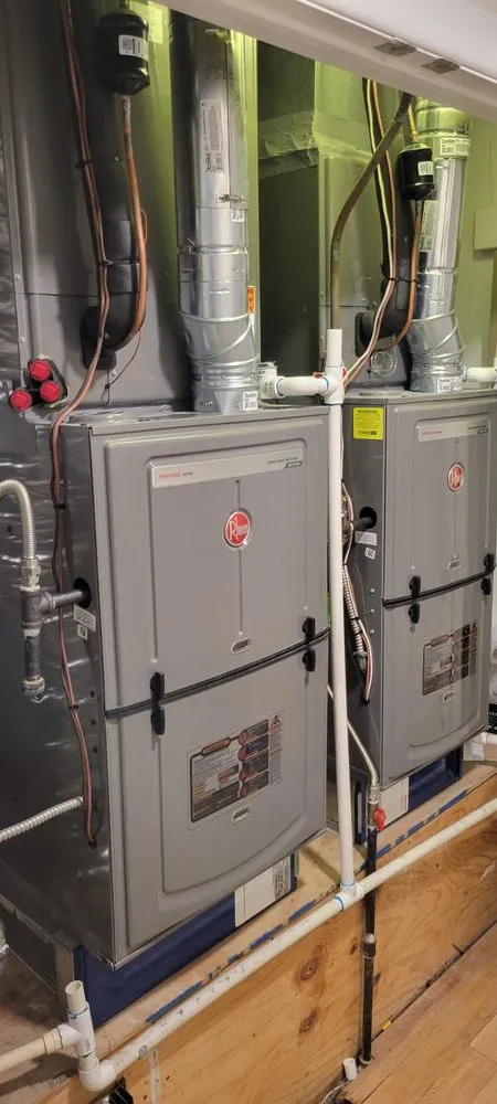 Slide of Hometown Breeze