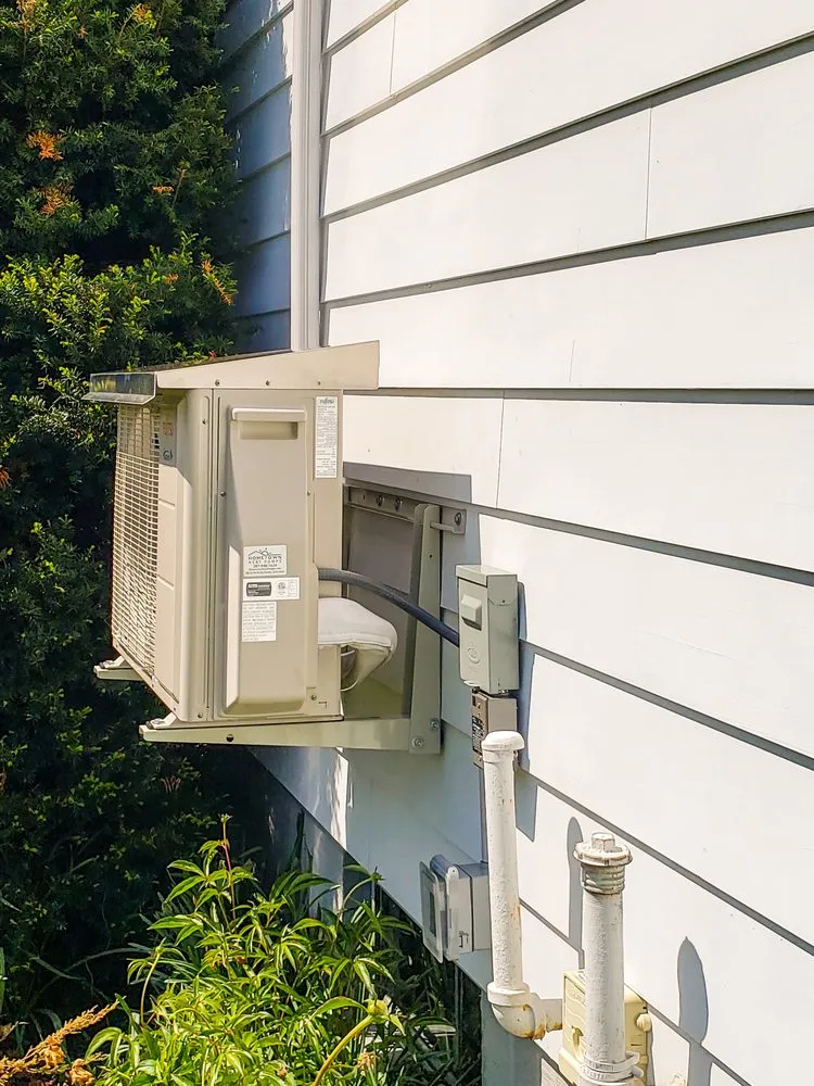 Slide of Hometown Heat Pumps