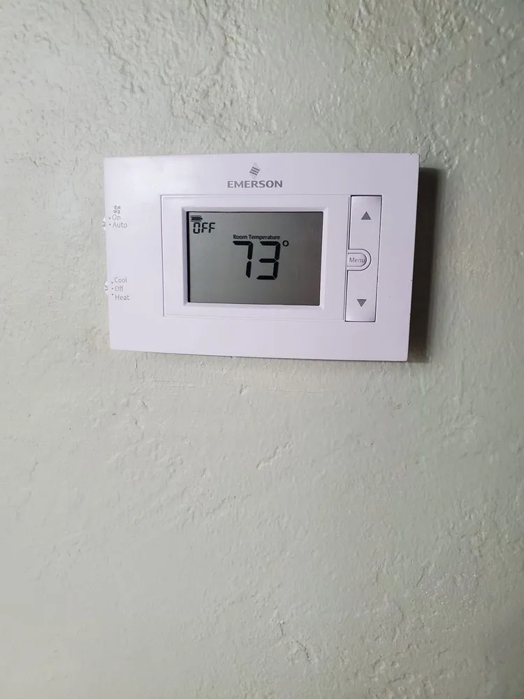 Slide of Hometown Heating & Air