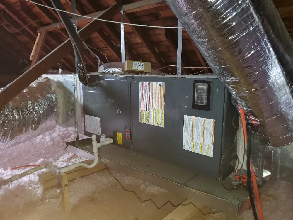 Slide of Hometown Heating & Cooling