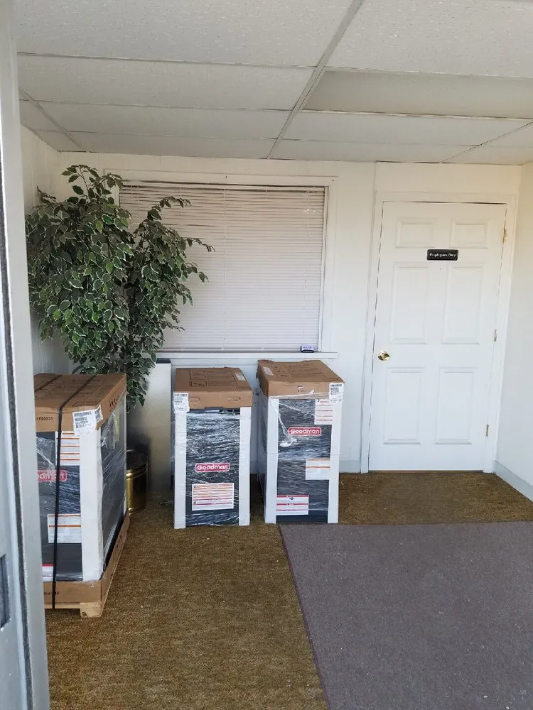 Slide of Hometown Heating & Cooling