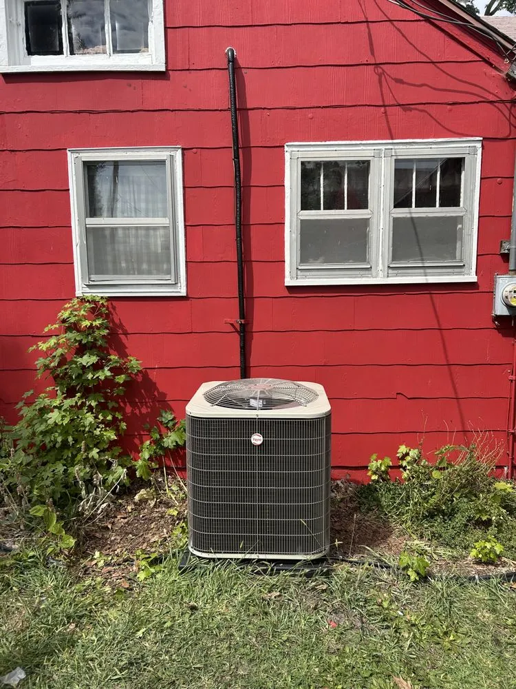 Slide of Hometown HVAC