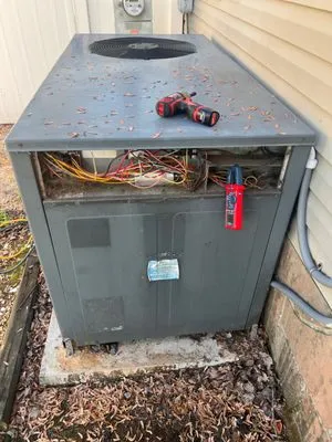 Honest Advice AC Logo