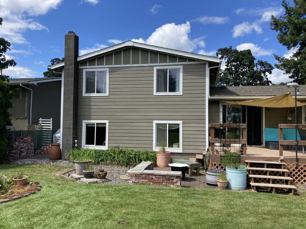 Slide of Hood River Handyman