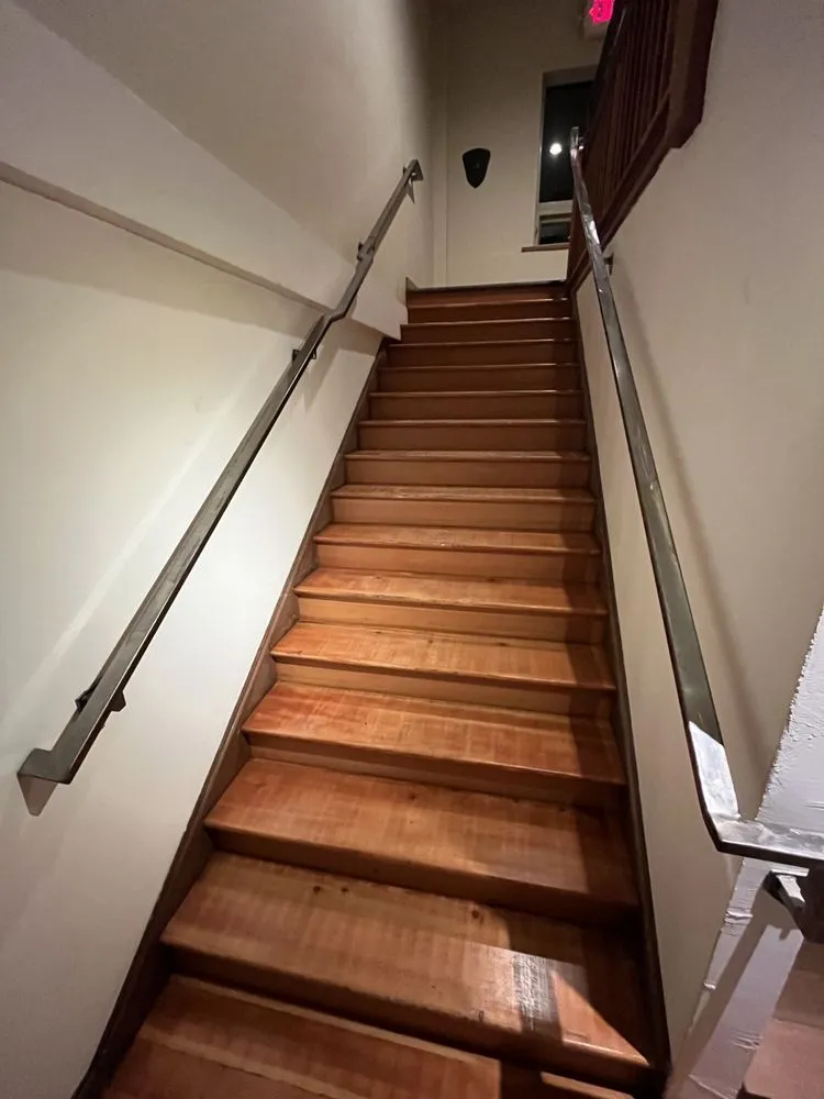 Slide of Hood River Handyman