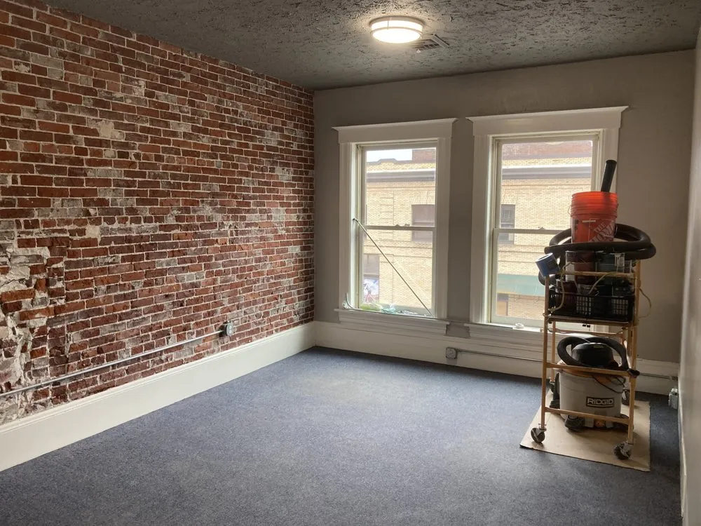 Slide of Hood River Handyman