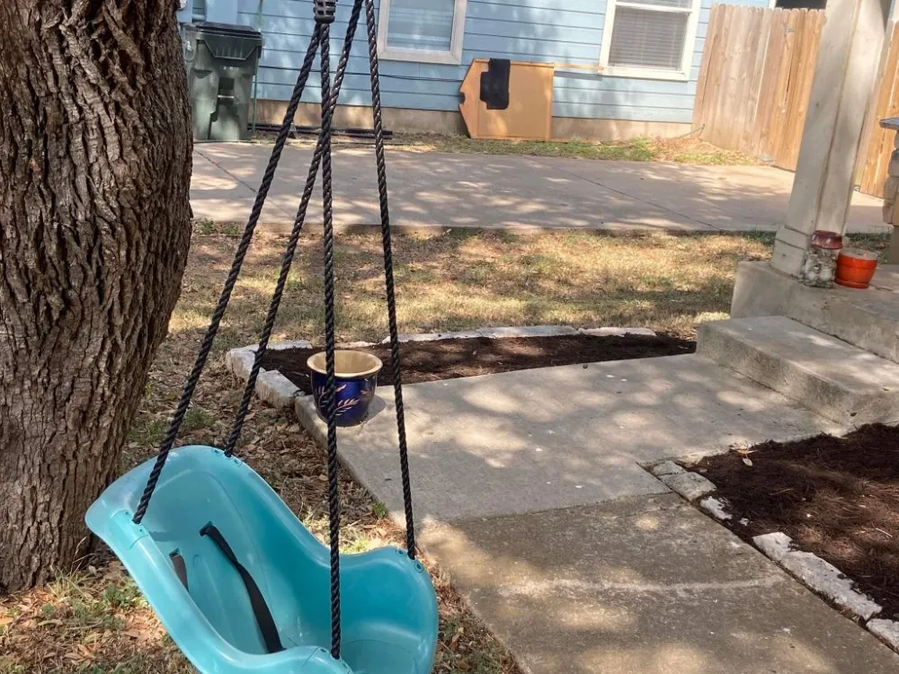 Slide of Hook'Em-Up Home Services