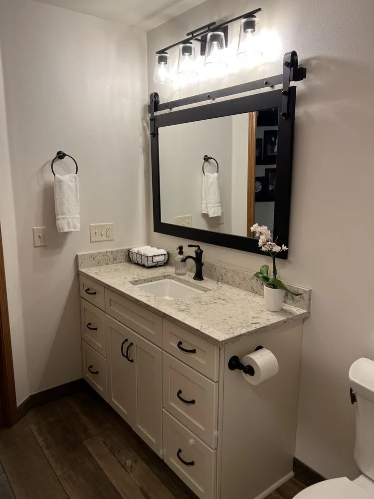 Slide of Horsch & Miller