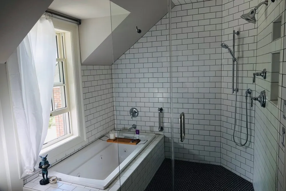 Slide of Horsch & Miller