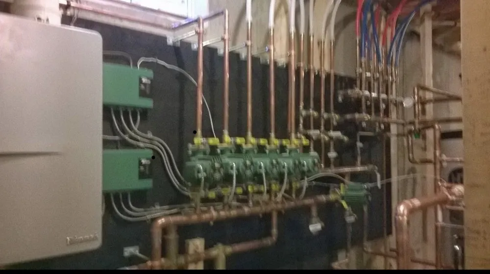 Slide of Hot & Cold Plumbing & Heating