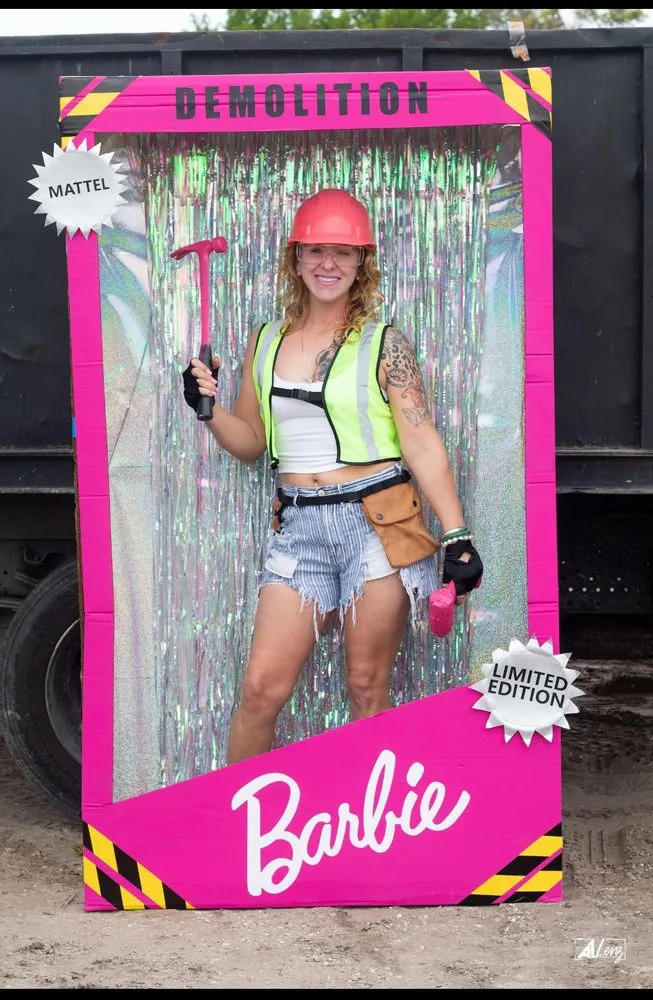 Slide of Hot Momma’s Hauling