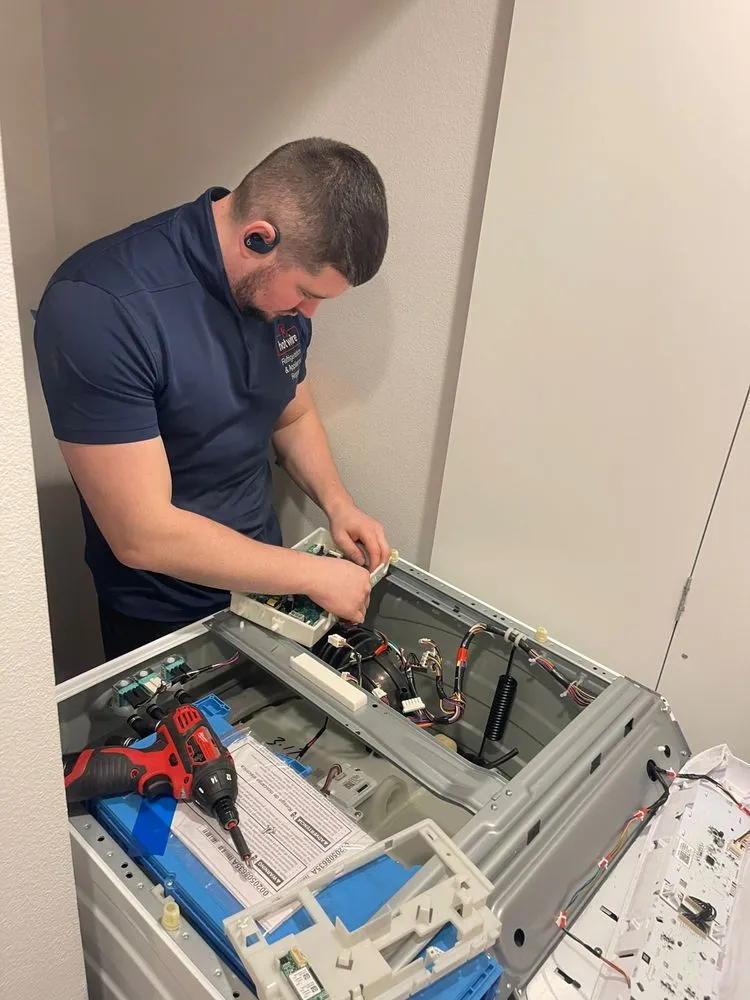 Slide of Hotwire HVAC Refrigeration & Appliance Repair