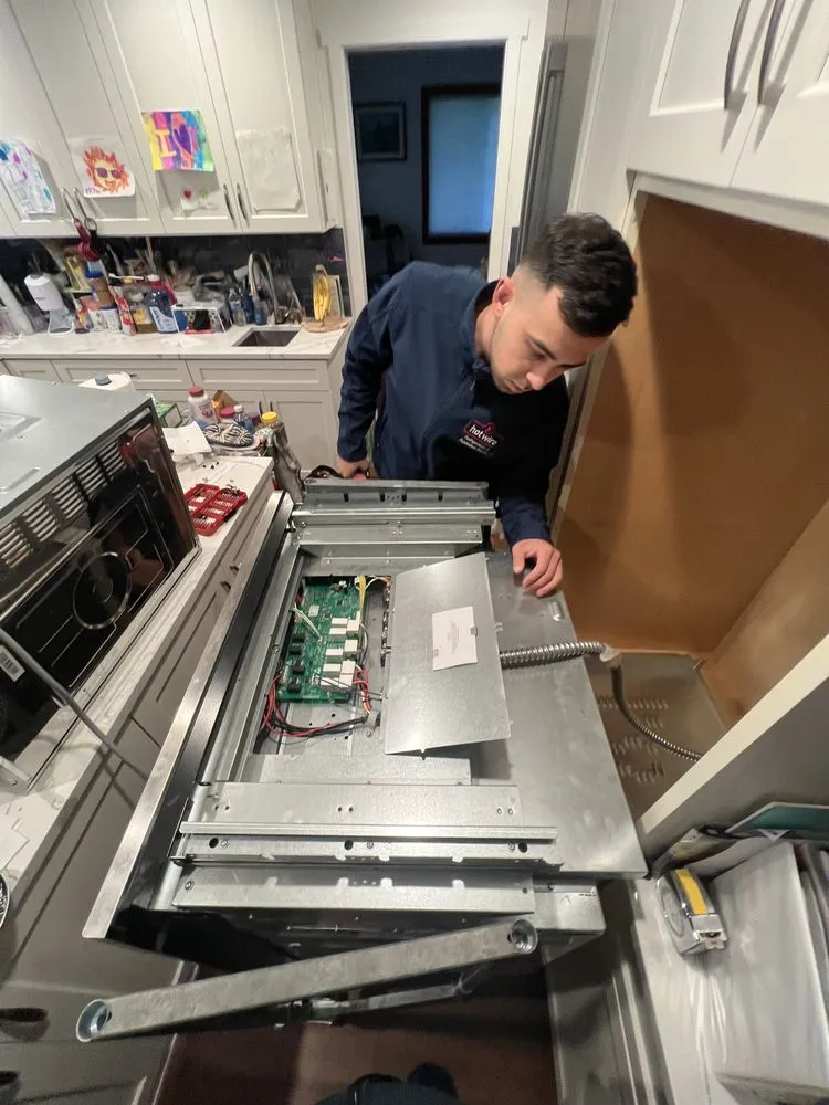 Slide of Hotwire HVAC Refrigeration & Appliance Repair