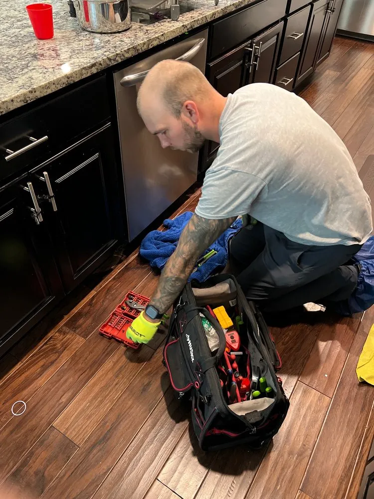 Slide of Hotwire HVAC Refrigeration & Appliance Repair