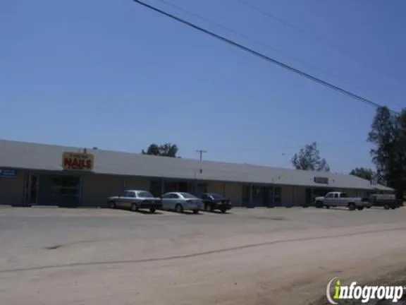 Slide of House Calls Appliance Repair Heating & Air