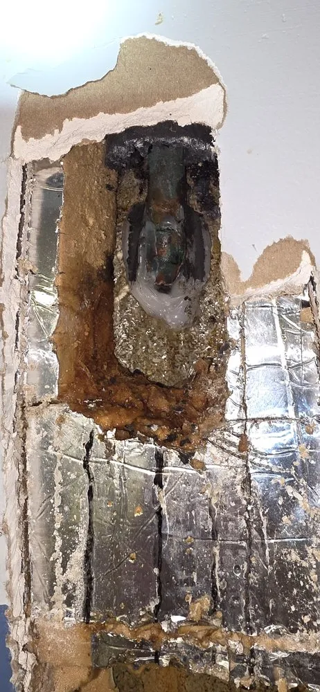 Slide of House Tutor