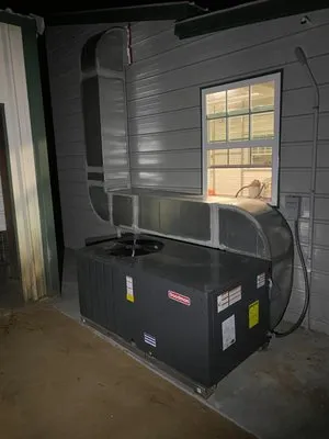 Houston Premier Airflow Logo