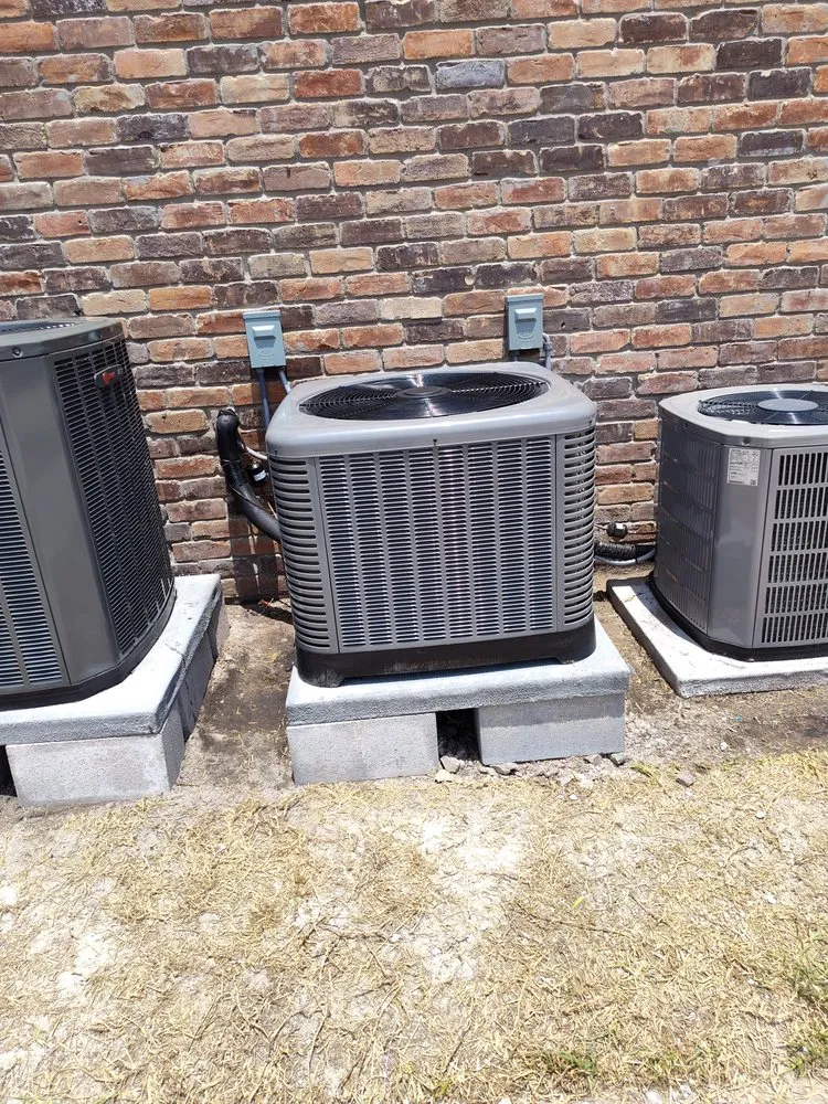 Slide of Houston Tek Cooling And Heating