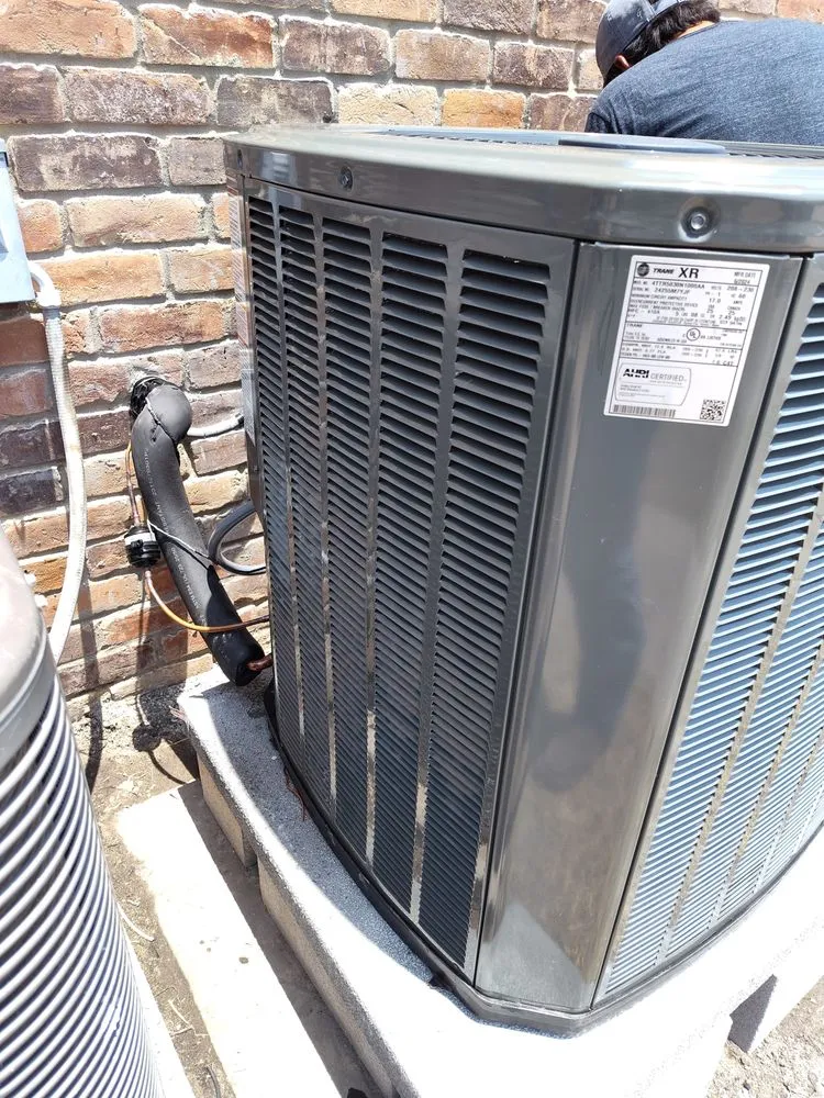 Slide of Houston Tek Cooling And Heating