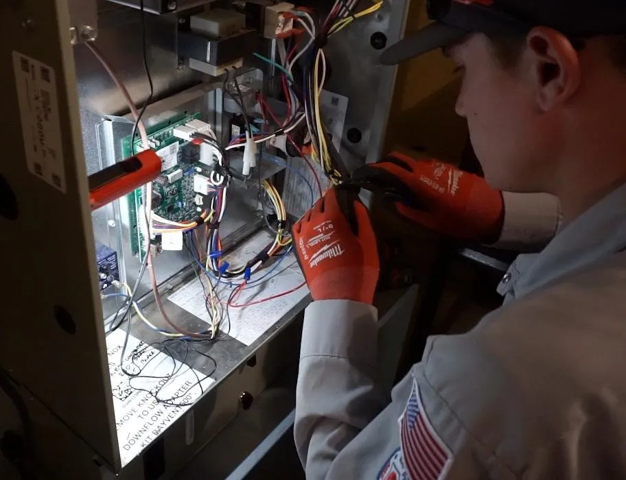 Slide of Howard Air Showroom & Design Center