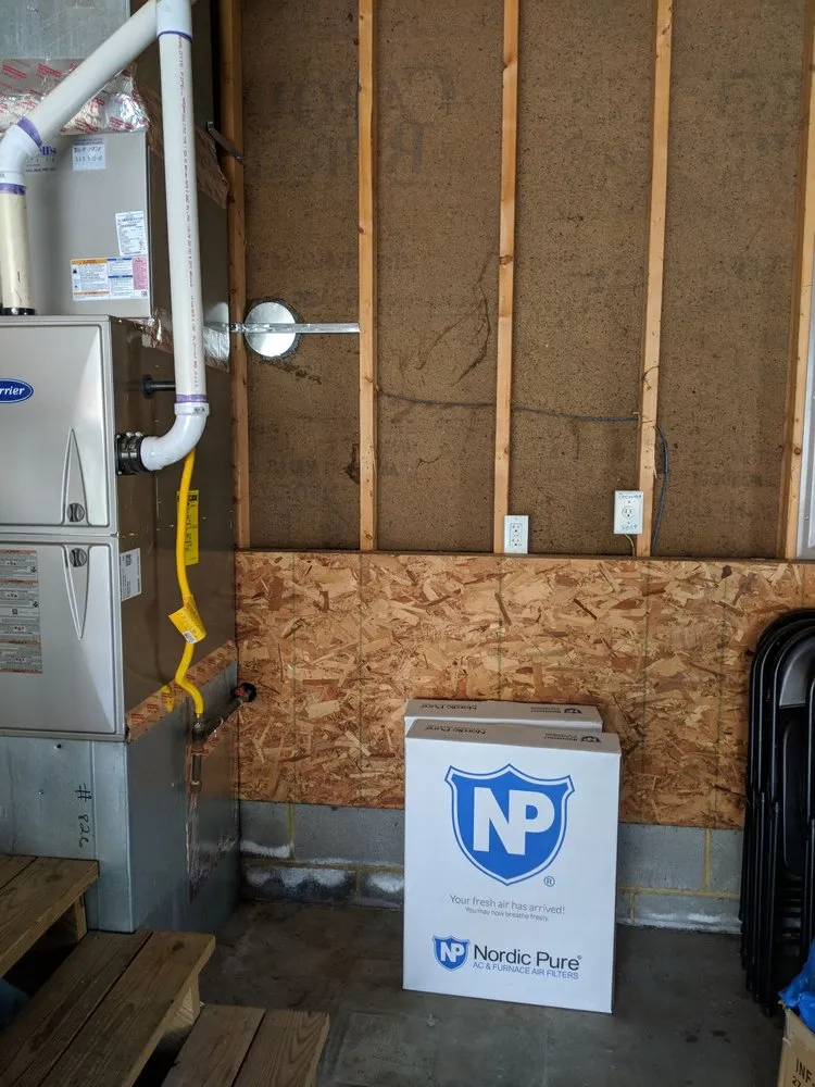 Slide of Howell's Heating & Air Conditioning