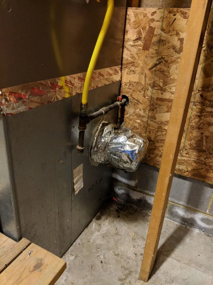 Slide of Howell's Heating & Air Conditioning