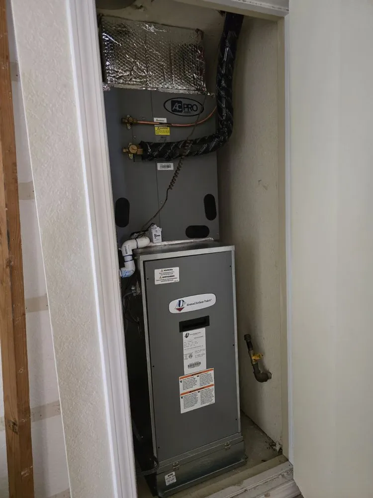 Slide of Howie’s Heating and Air