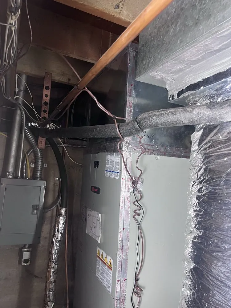 Slide of Hoyt Mechanical