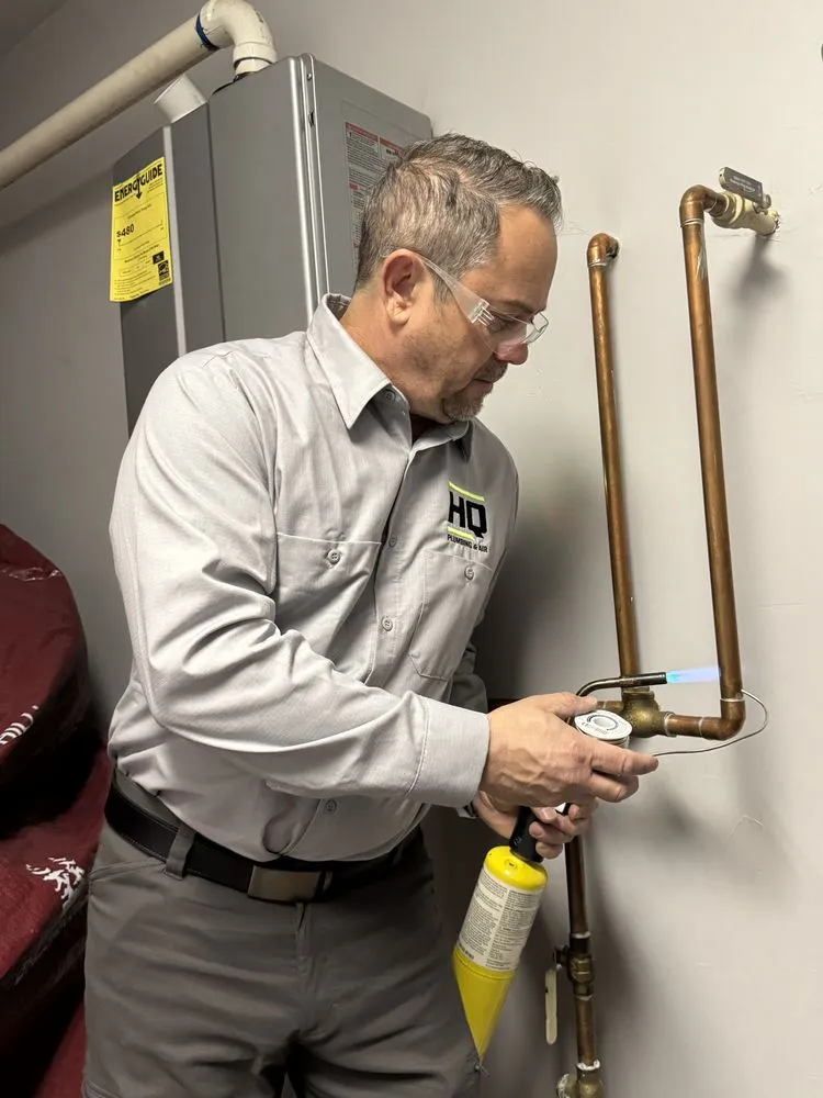 Slide of HQ Plumbing And Air