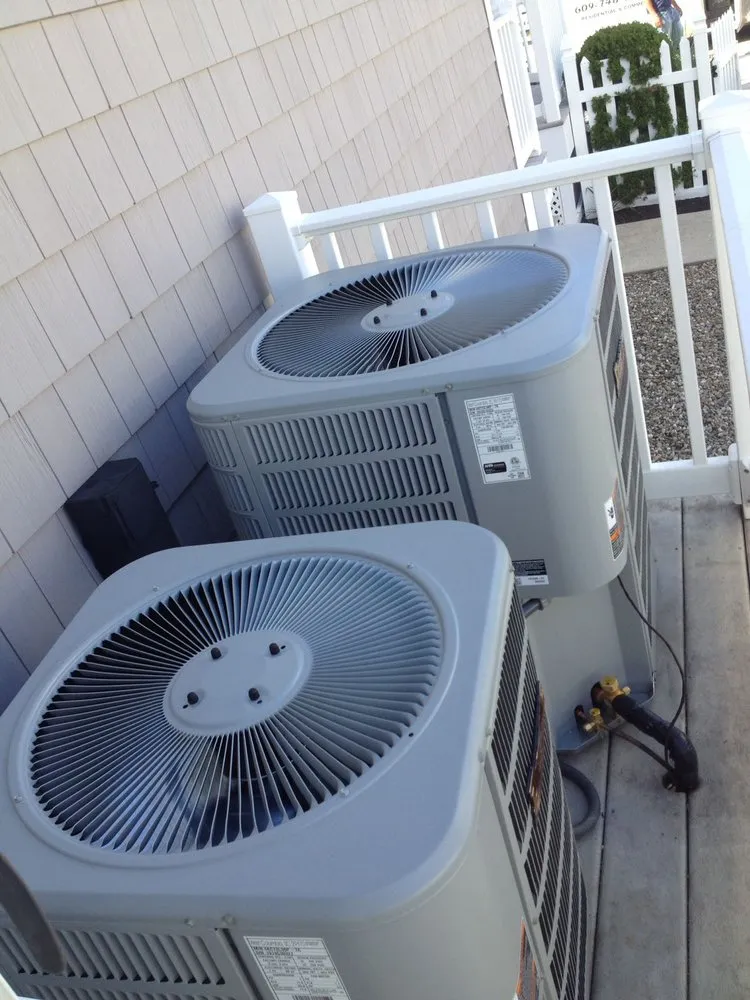 Slide of HR Heating, Air Conditioning & Refrigeration