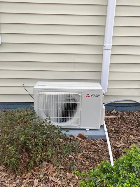 Slide of H&R Heating and Air Conditioning