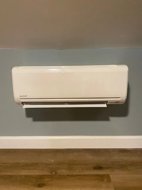 Slide of H&R Heating and Air Conditioning