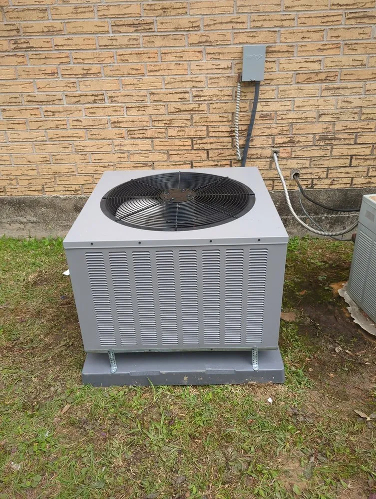 Slide of HRC Solutions Air Conditioning & Heating