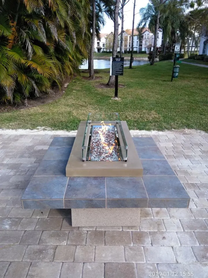 Slide of HRI Naples AC & Gas Experts