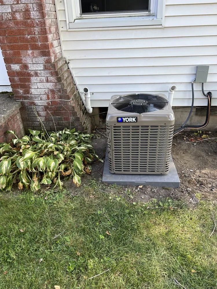 Slide of Hromadka Heating and Cooling