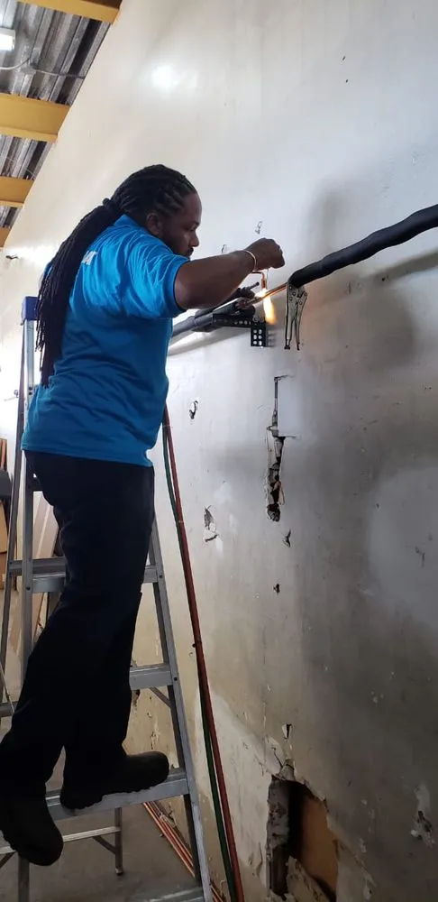 Slide of Hulls Hvac Services