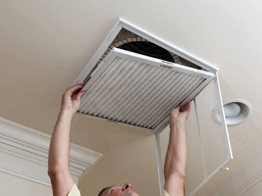 Slide of Huneycutt Cooling & Heating Experts