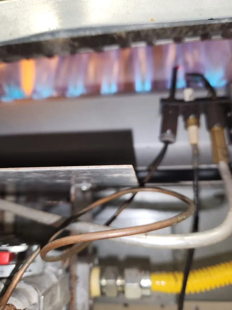 Slide of Hunter Heating & Cooling