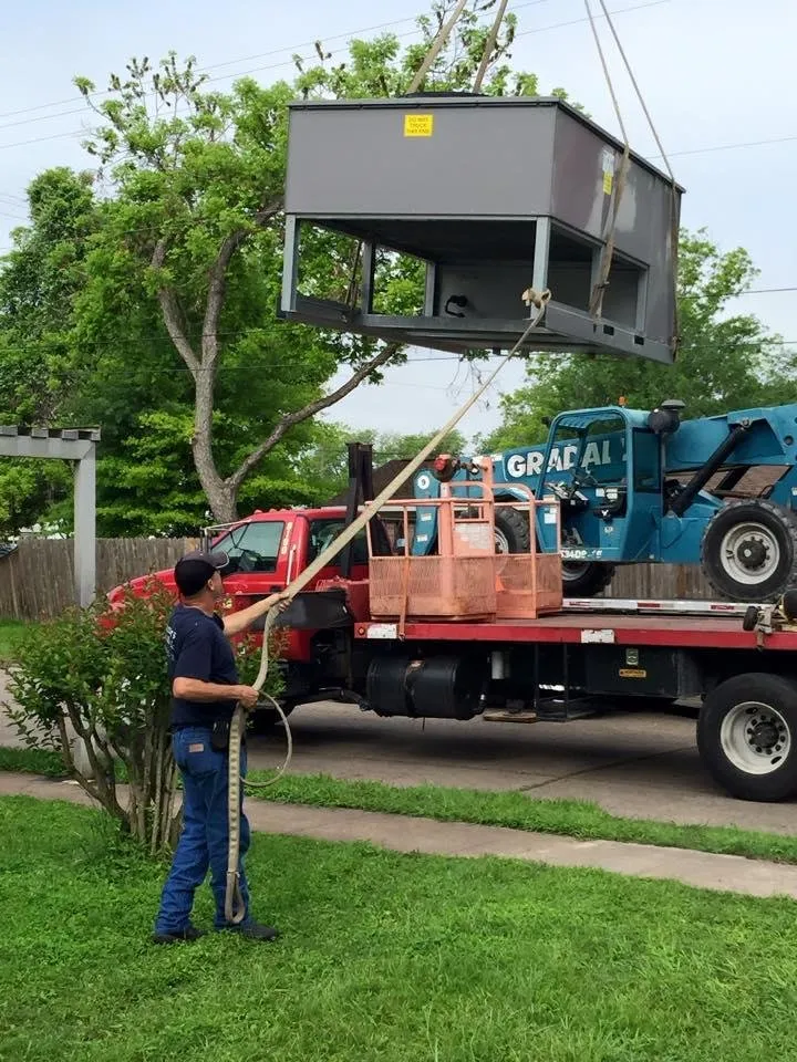 Expert AC installation experts serving Boling-iago, TX - Hunter's Air & Heat