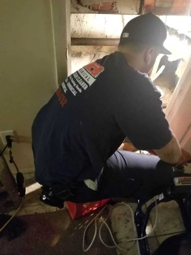 Slide of Hutch Mechanical Sewer & Drain Cleaning