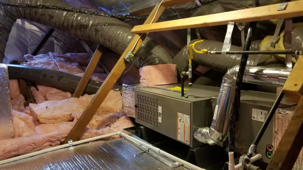 Slide of HVAC & Insulation Gurus