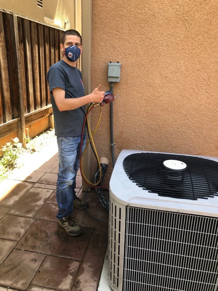 Slide of HVAC & Insulation Gurus