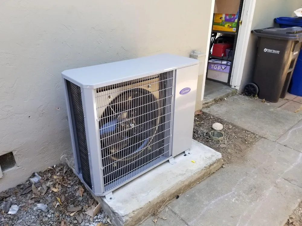 Slide of HVAC & Insulation Gurus