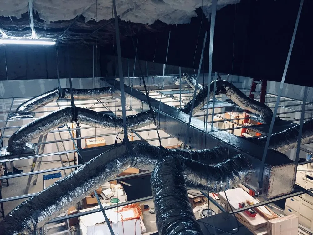 Slide of Hvac always cooling